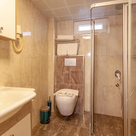 Ozmen Old Town Kaleici (adults Only) 2* 安塔利亚