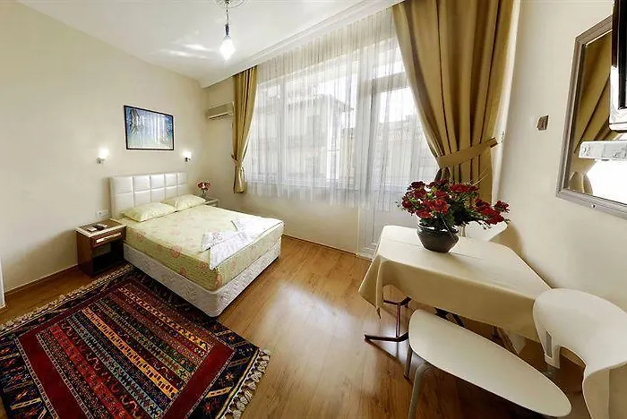 Ξενοδοχείο Ozmen Old Town Kaleici (adults Only) 2*