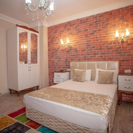 Ozmen Old Town Kaleici Adult Only Otel