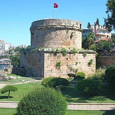 Hotel Ozmen Old Town Kaleici (adults Only) 2*