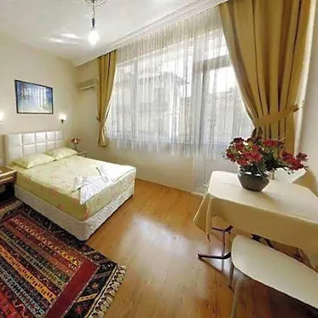 Hotel Ozmen Old Town Kaleici (adults Only) 2*