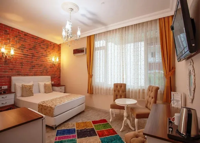 Hotel Ozmen Old Town Kaleici (adults Only) 2*