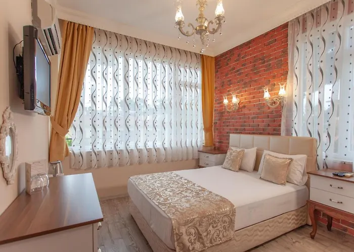 Ozmen Old Town Kaleici (adults Only) 2* Antalya