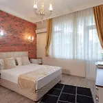 Hotel Ozmen Old Town Kaleici (adults Only) 2*